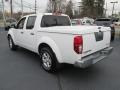 2009 Avalanche White Nissan Frontier SE Crew Cab 4x4  photo #8