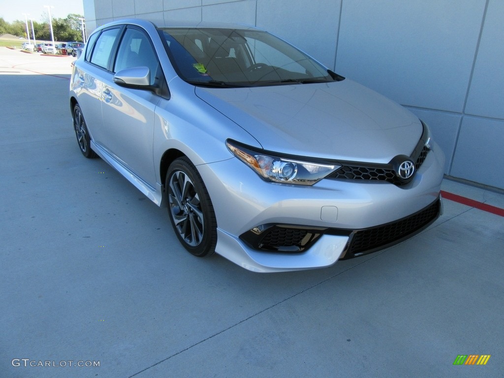 Classic Silver Metallic Toyota Corolla iM