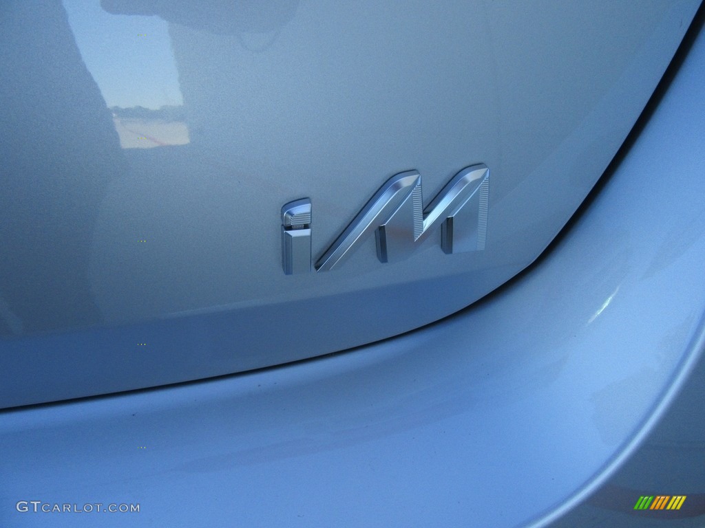 2017 Corolla iM  - Classic Silver Metallic / Black photo #13