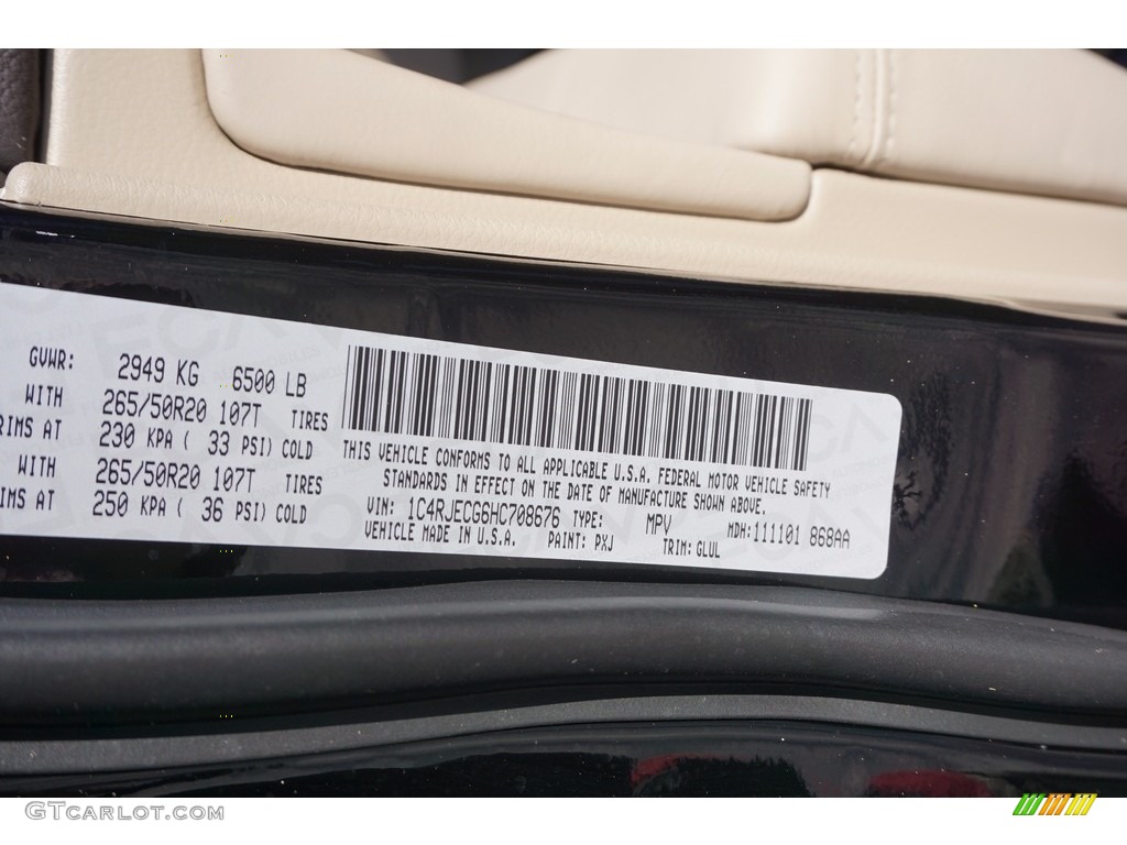 2017 Grand Cherokee Overland - Diamond Black Crystal Pearl / Brown/Light Frost Beige photo #10