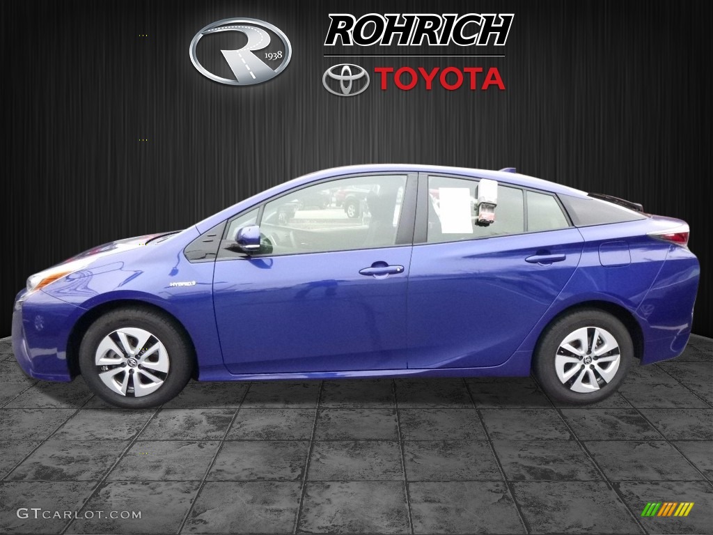 2016 Prius Three - Blue Crush Metallic / Black photo #4
