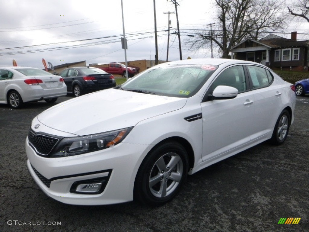 2015 Optima LX - Snow White Pearl / Gray photo #11