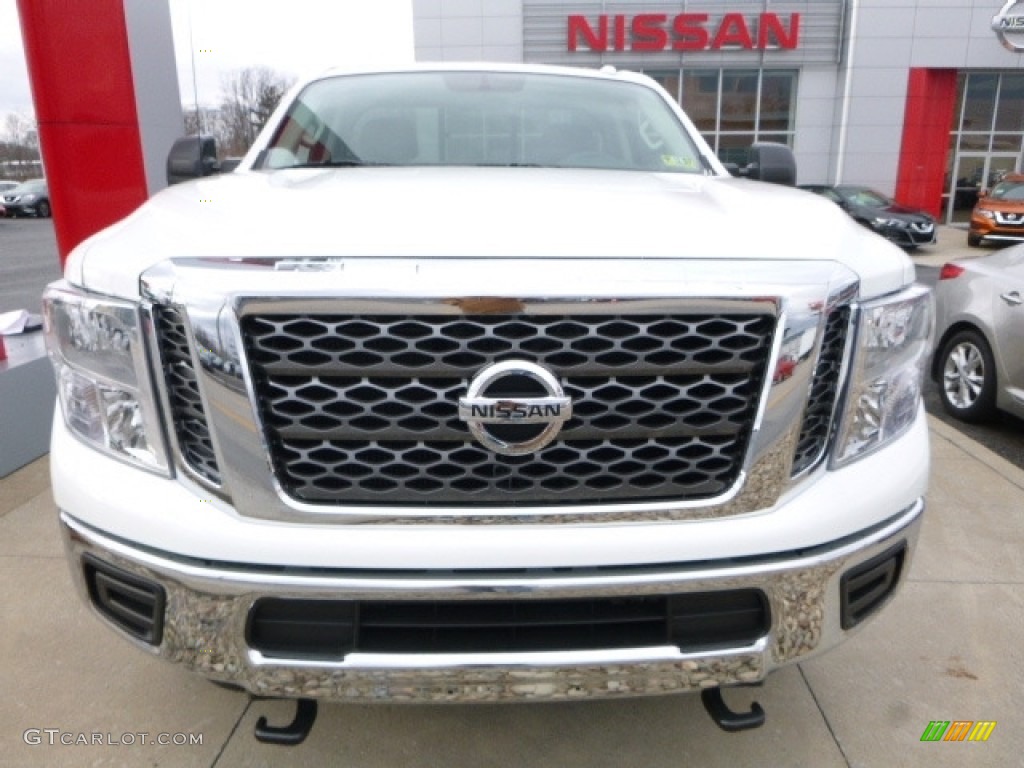 Glacier White 2017 Nissan TITAN XD SV Single Cab 4x4 Exterior Photo #117473546