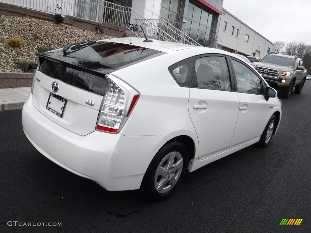 2010 Prius Hybrid II - Blizzard White Pearl / Bisque photo #9