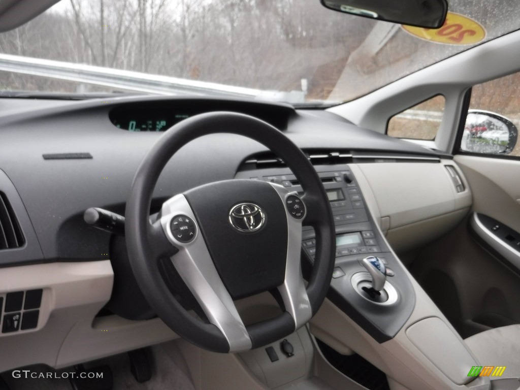 2010 Prius Hybrid II - Blizzard White Pearl / Bisque photo #10
