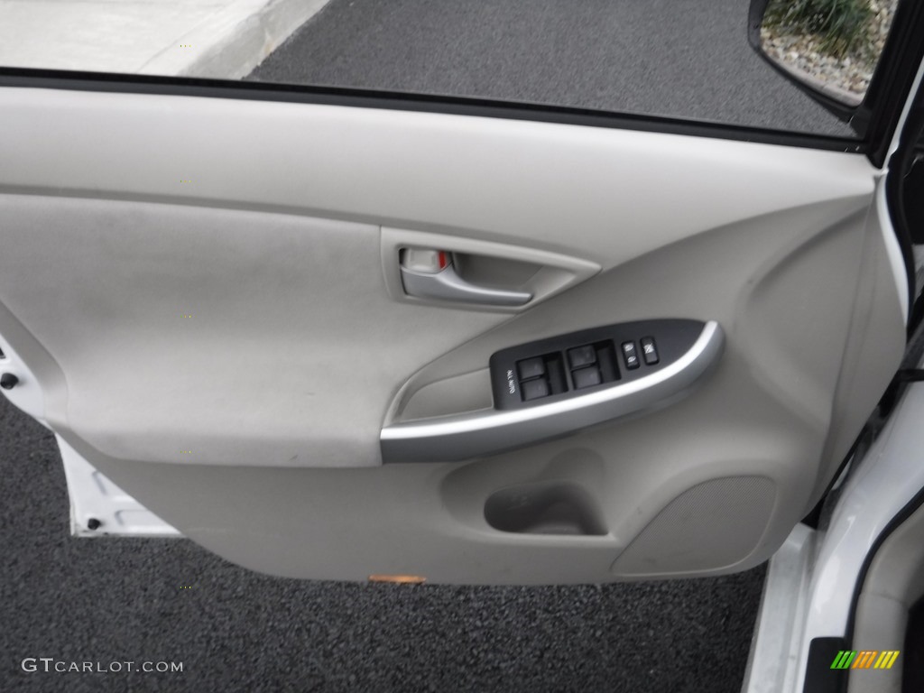 2010 Prius Hybrid II - Blizzard White Pearl / Bisque photo #13