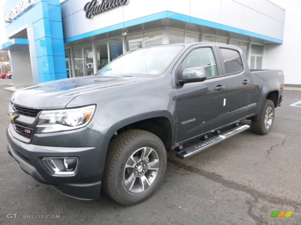 Cyber Gray Metallic 2017 Chevrolet Colorado Z71 Crew Cab 4x4 Exterior Photo #117475268
