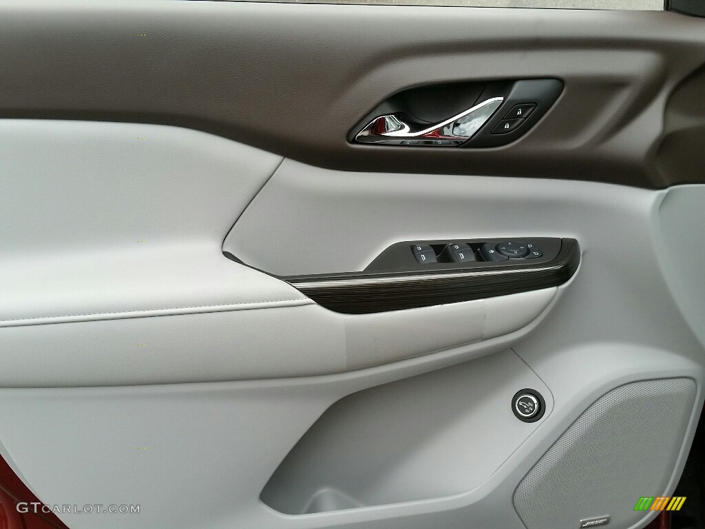 2017 GMC Acadia SLT Door Panel Photos