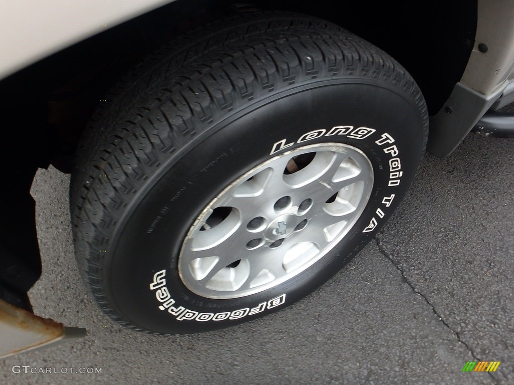 2005 Tahoe Z71 4x4 - Silver Birch Metallic / Gray/Dark Charcoal photo #7