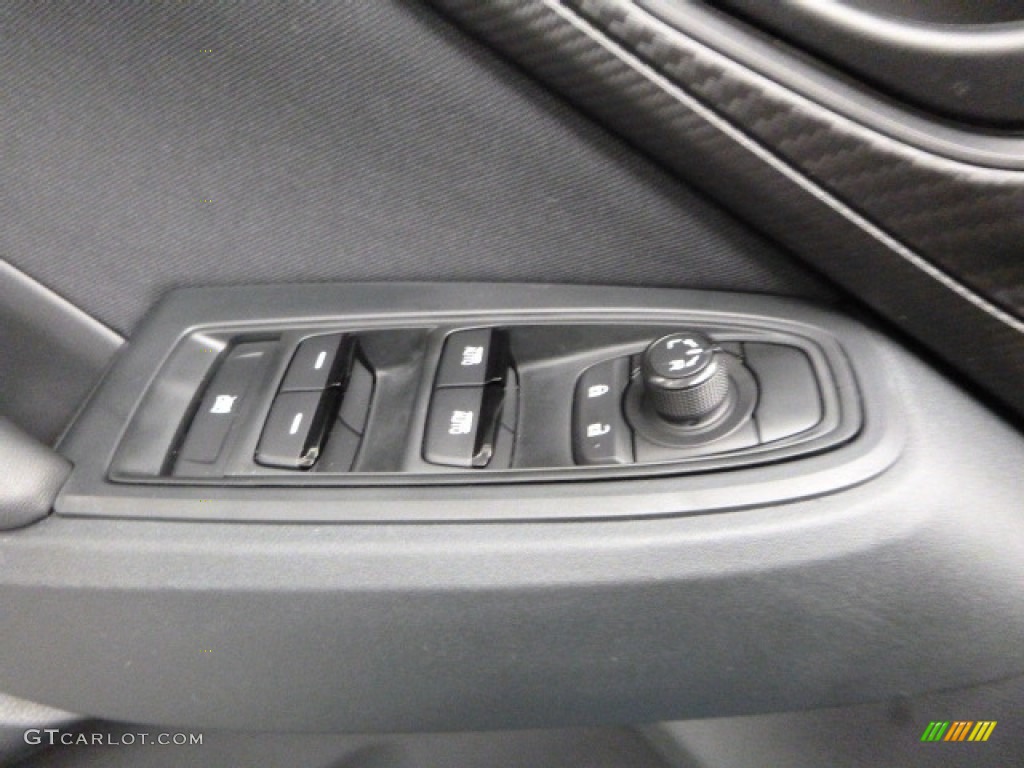 2017 Subaru Impreza 2.0i Premium 4-Door Controls Photos
