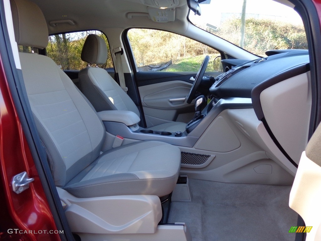2016 Ford Escape SE 4WD Front Seat Photo #117485252