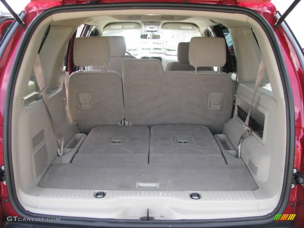 2006 Explorer XLT 4x4 - Redfire Metallic / Stone photo #13