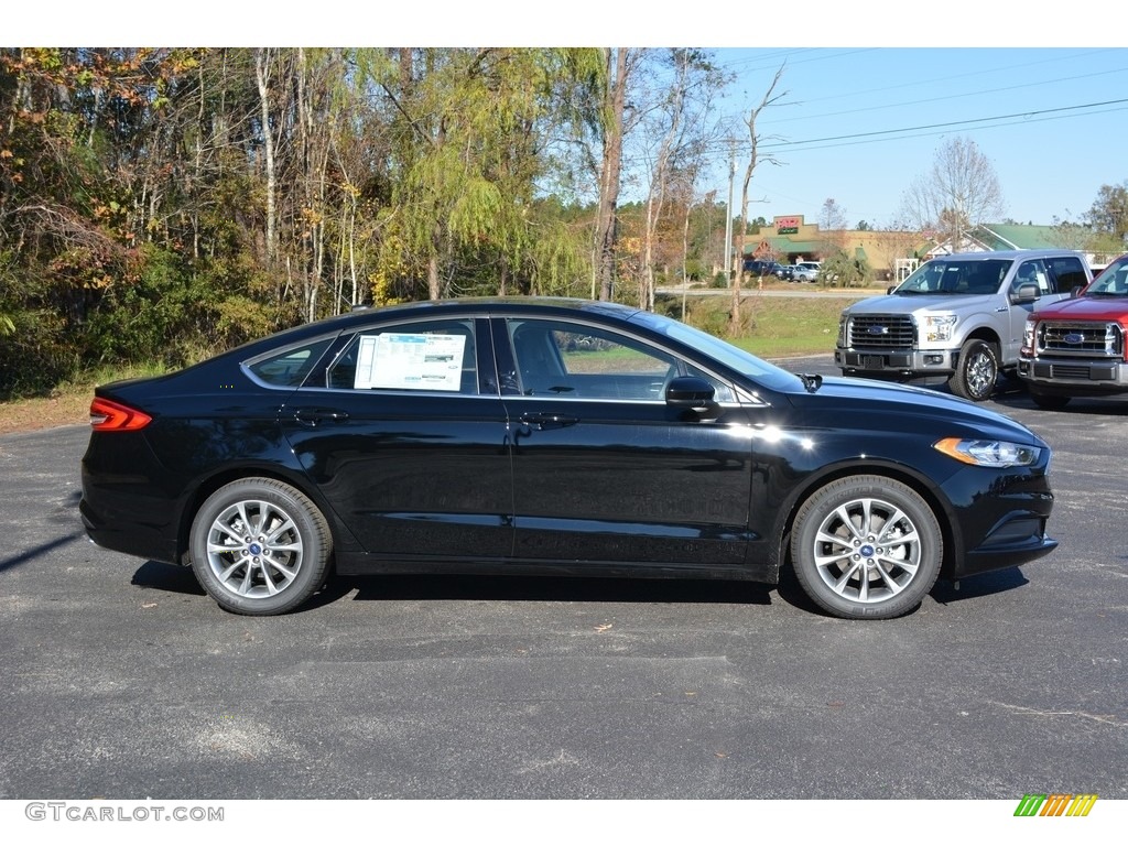 2017 Fusion SE - Shadow Black / Ebony photo #2