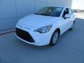 Frost - Yaris iA  Photo No. 7