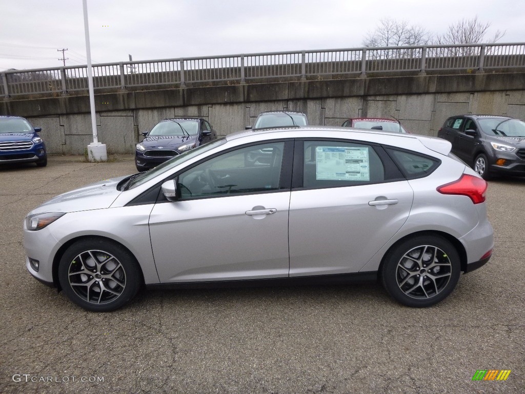 Ingot Silver 2017 Ford Focus SEL Hatch Exterior Photo #117487700