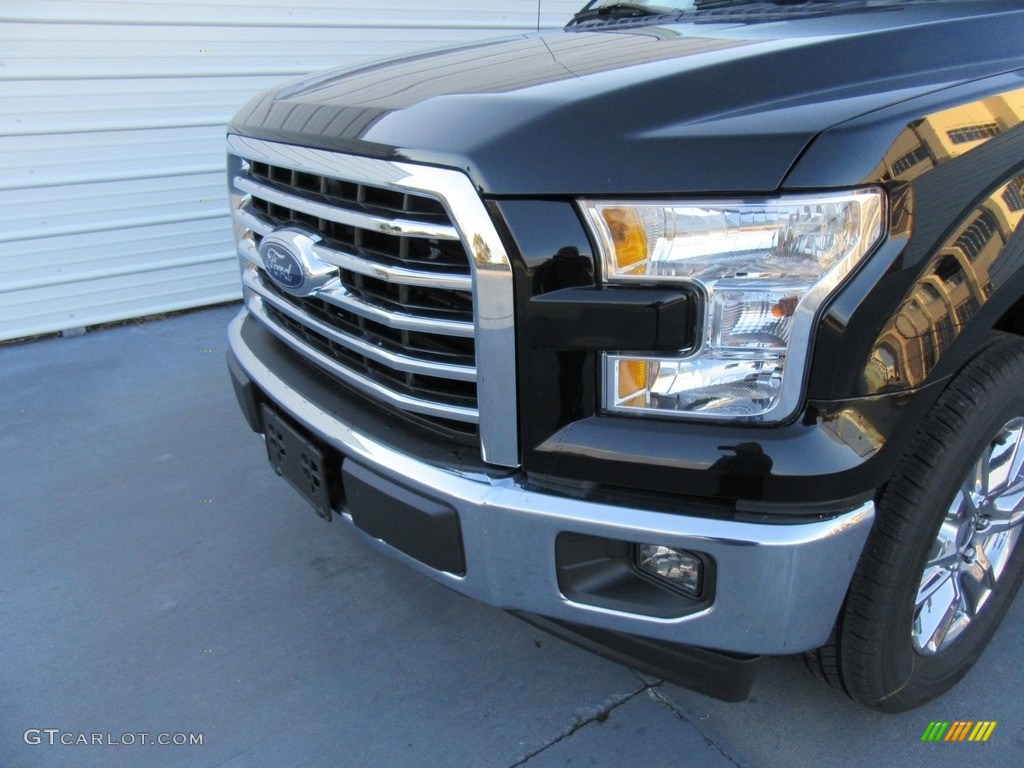 2017 F150 XLT SuperCrew - Shadow Black / Earth Gray photo #10