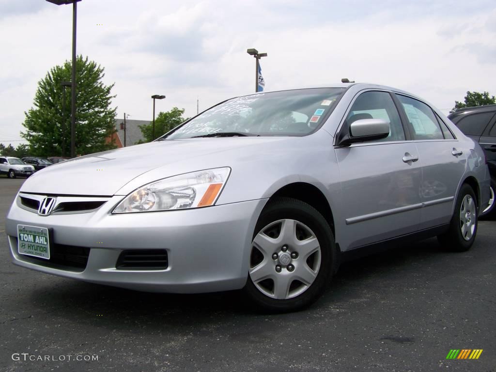 2006 Accord LX Sedan - Alabaster Silver Metallic / Black photo #4