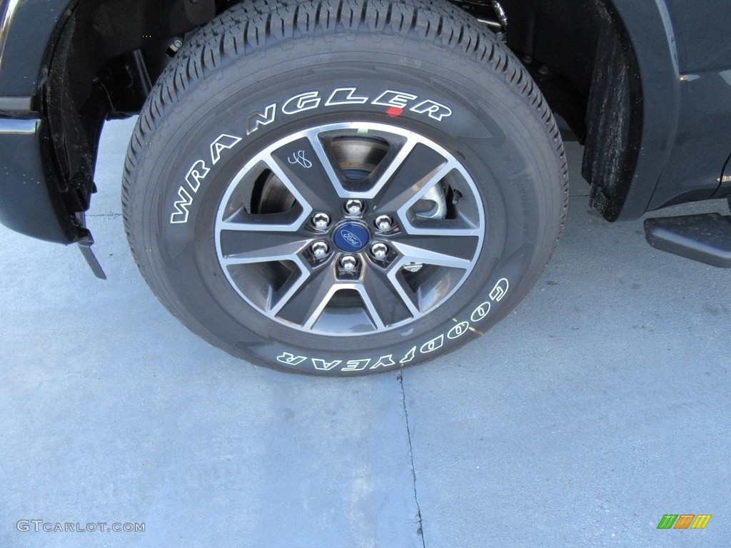 2017 F150 XL SuperCrew 4x4 - Shadow Black / Black photo #11