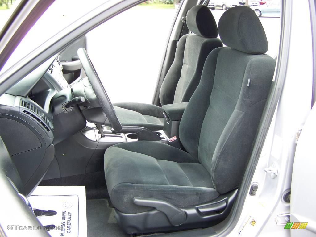 2006 Accord LX Sedan - Alabaster Silver Metallic / Black photo #6