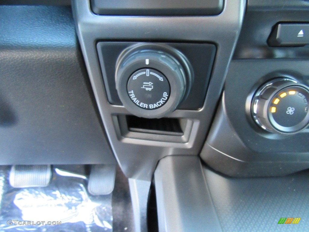 2017 F150 XL SuperCrew 4x4 - Shadow Black / Black photo #31