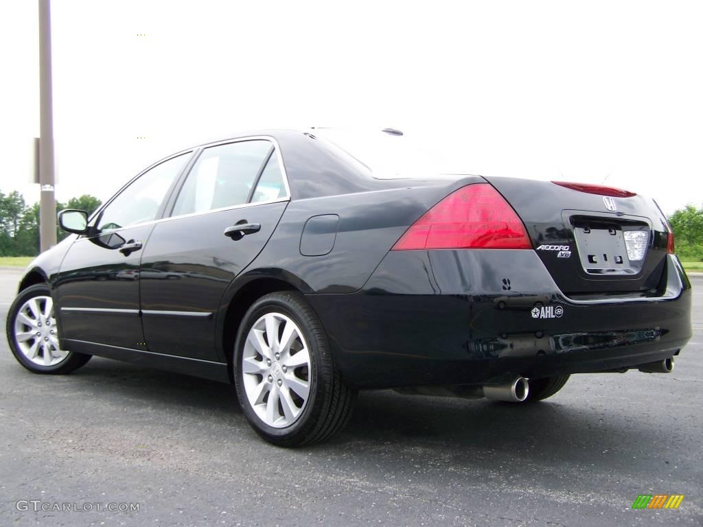 2006 Accord EX-L V6 Sedan - Nighthawk Black Pearl / Ivory photo #4