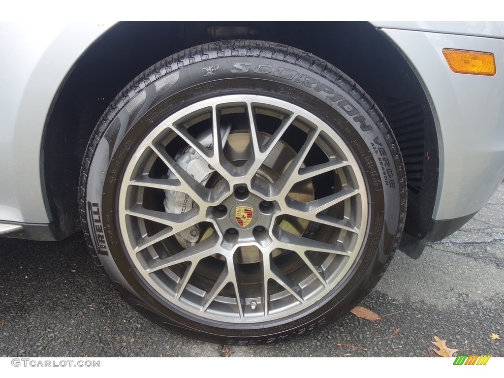 2016 Porsche Macan S Wheel Photos