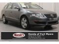 United Gray - Passat Komfort Wagon Photo No. 1