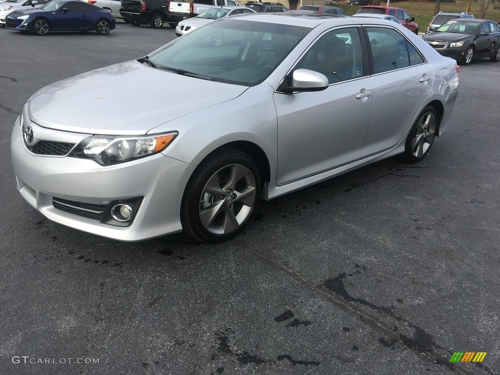 2014 Camry SE - Classic Silver Metallic / Black/Ash photo #5