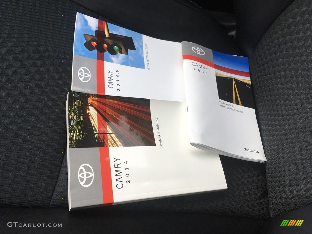 2014 Camry SE - Classic Silver Metallic / Black/Ash photo #16