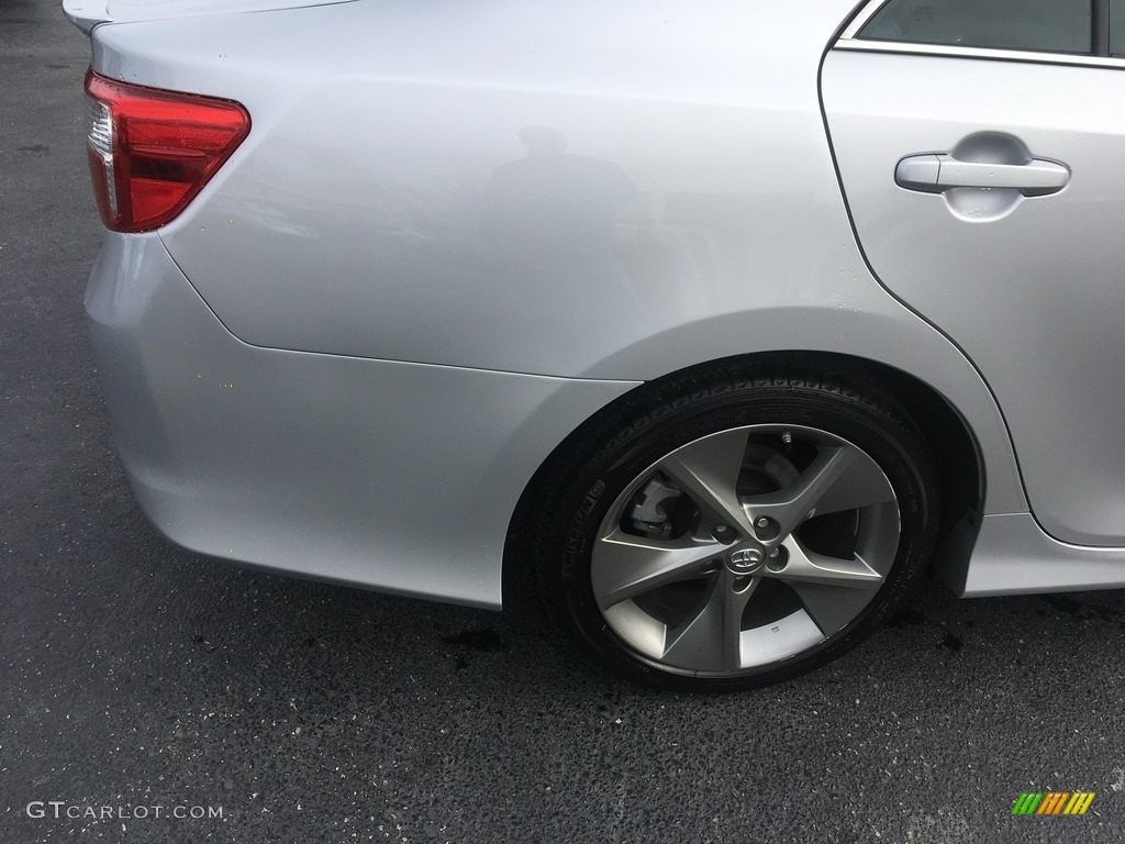 2014 Camry SE - Classic Silver Metallic / Black/Ash photo #31