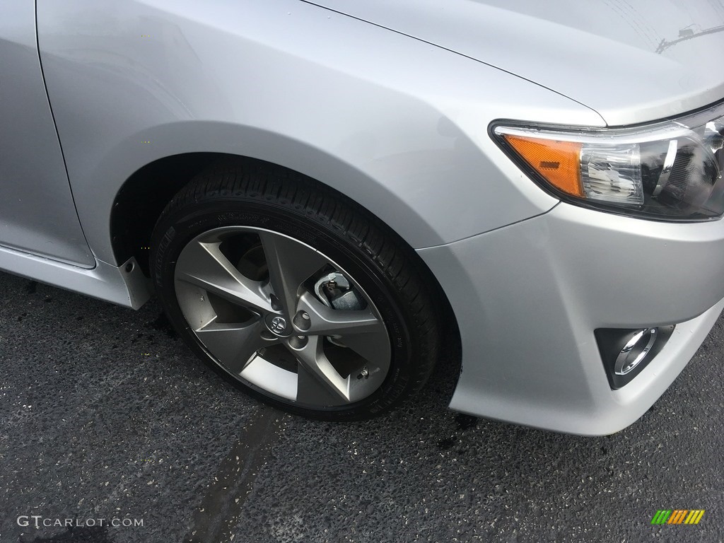 2014 Camry SE - Classic Silver Metallic / Black/Ash photo #35