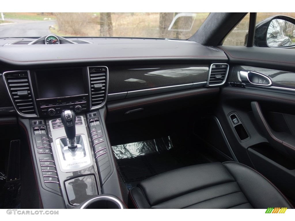 2015 Porsche Panamera Turbo Dashboard Photos