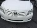 Super White - Camry XLE Photo No. 17