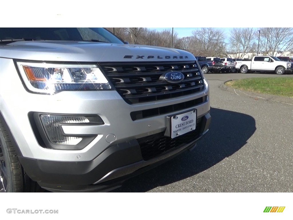 2017 Explorer XLT 4WD - Ingot Silver / Sport Appearance Dark Earth Gray photo #28