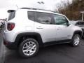 2016 Glacier Metallic Jeep Renegade Latitude 4x4  photo #6