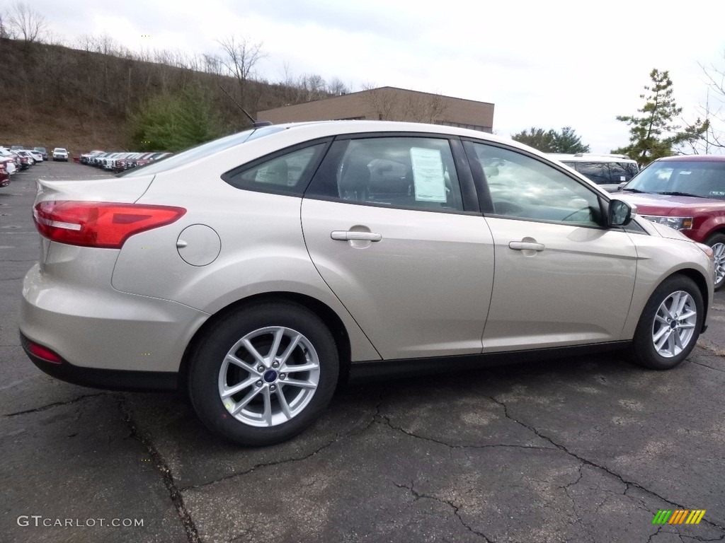 2017 Focus SE Sedan - White Gold / Medium Light Stone photo #2