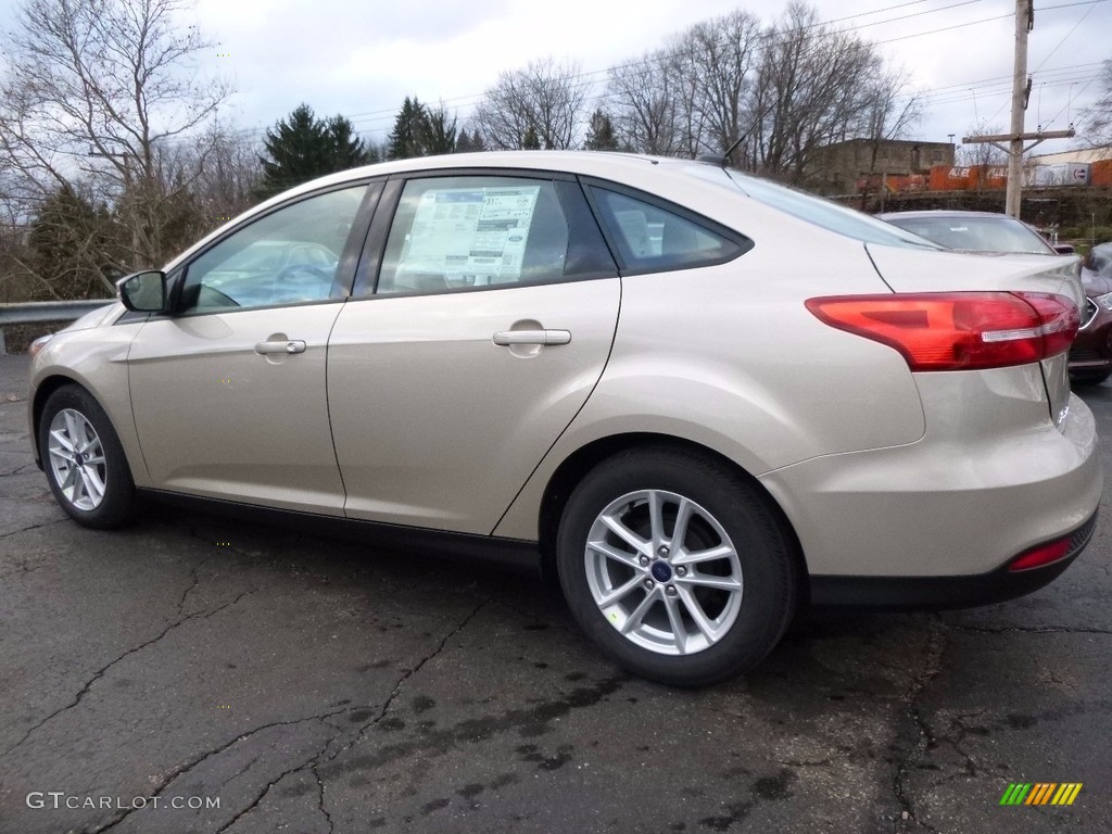 2017 Focus SE Sedan - White Gold / Medium Light Stone photo #4