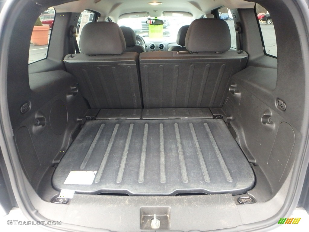 2010 HHR LS - Silver Ice Metallic / Ebony photo #7