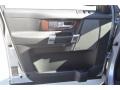 Indus Silver Metallic - LR4 HSE Photo No. 10