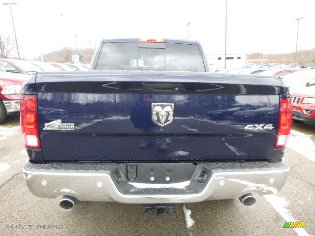 2017 1500 Big Horn Crew Cab 4x4 - True Blue Pearl / Black/Diesel Gray photo #7