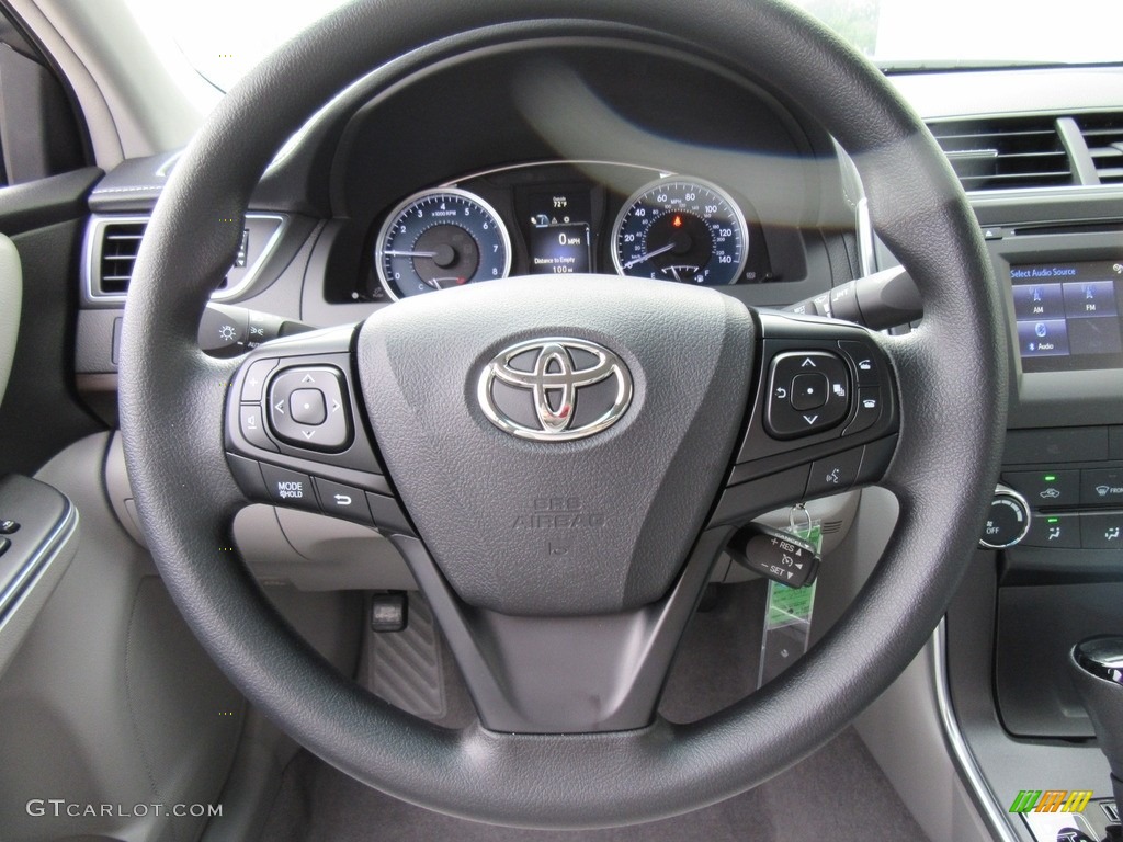 2017 Camry LE - Super White / Ash photo #28