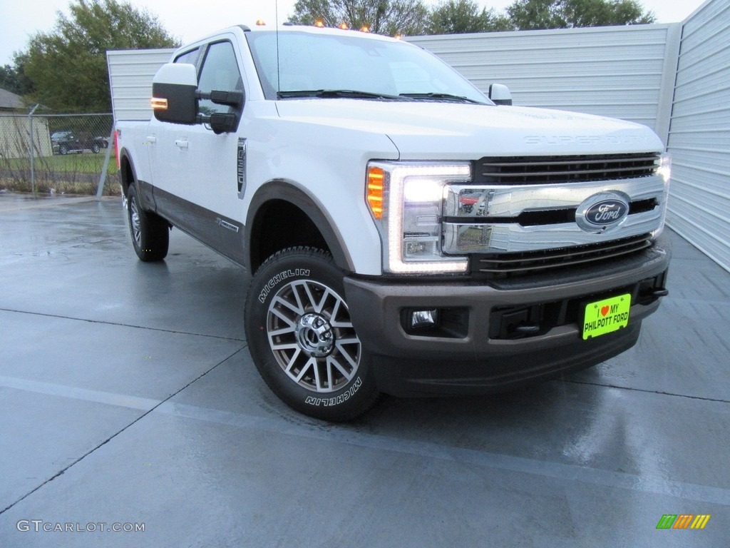 Oxford White 2017 Ford F350 Super Duty King Ranch Crew Cab 4x4 Exterior Photo #117530779