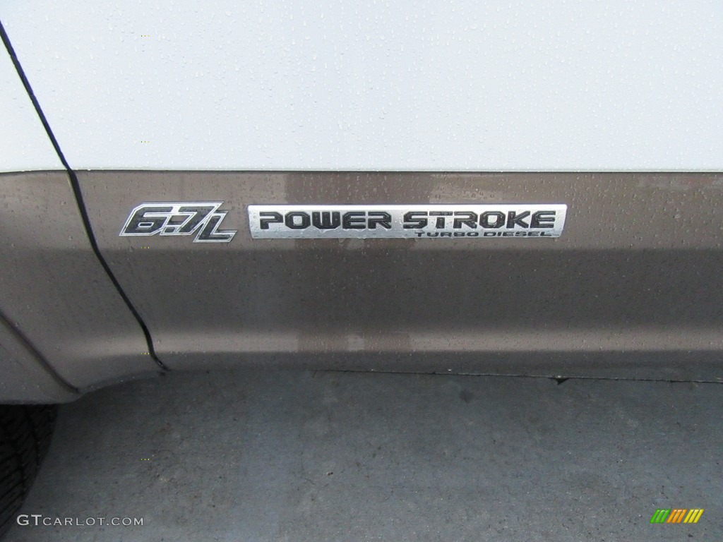 2017 Ford F350 Super Duty King Ranch Crew Cab 4x4 Marks and Logos Photo #117530872