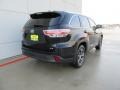 Midnight Black Metallic - Highlander XLE Photo No. 4