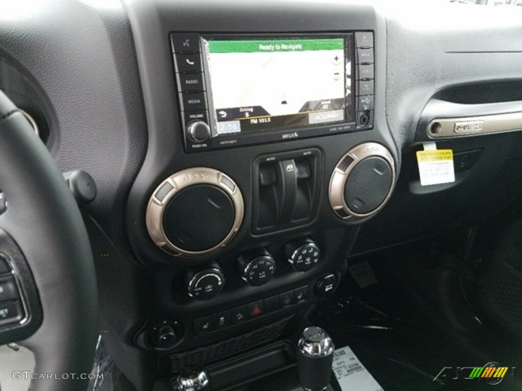 2017 Wrangler 75th Anniversary Edition 4x4 - Black / Black photo #10