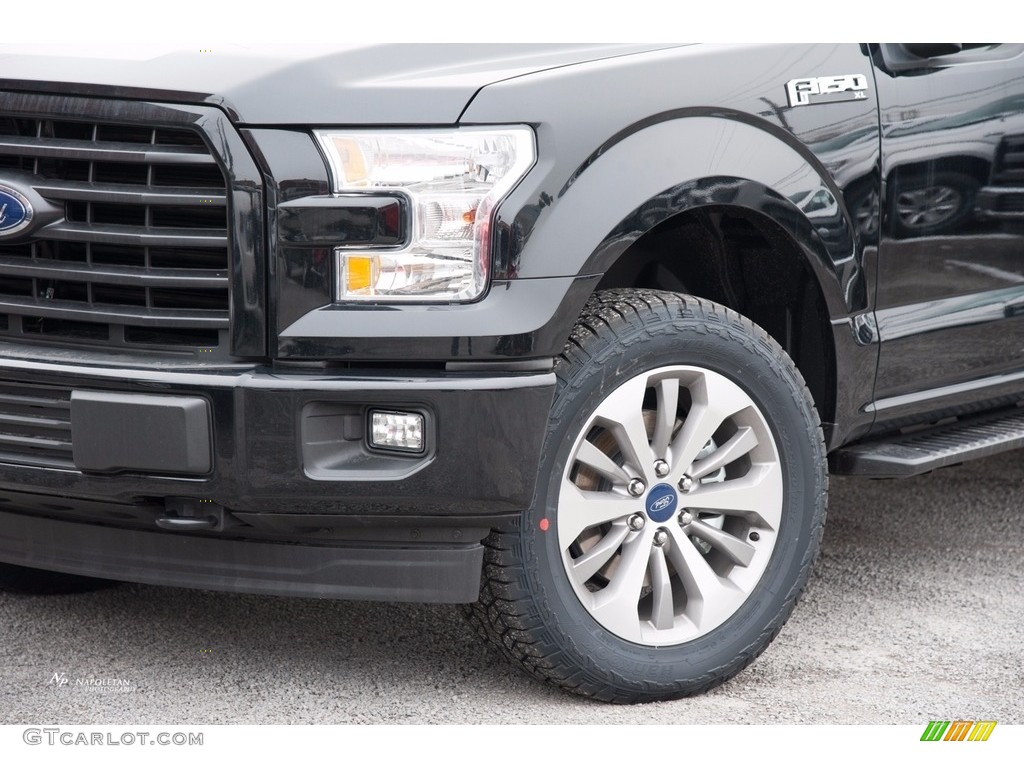 2017 F150 XL SuperCrew 4x4 - Shadow Black / Black photo #2