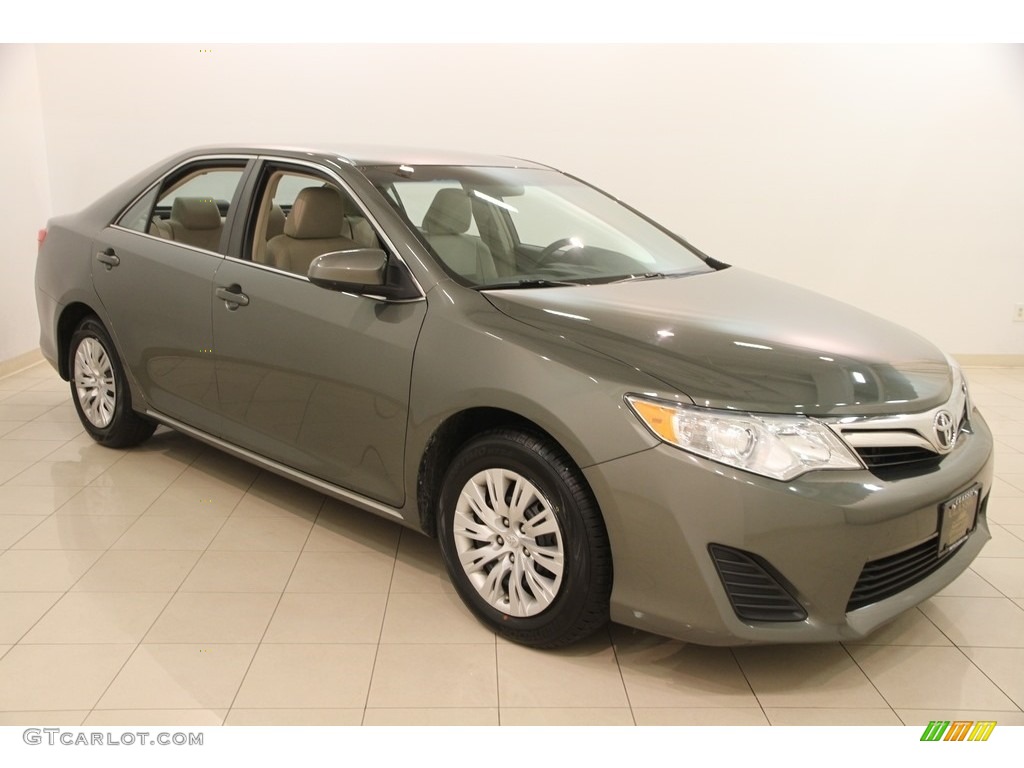 2014 Camry LE - Cypress Pearl / Ivory photo #1
