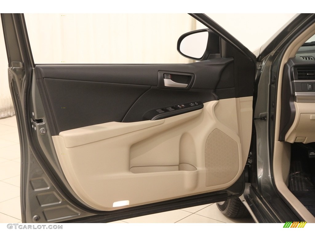2014 Camry LE - Cypress Pearl / Ivory photo #4