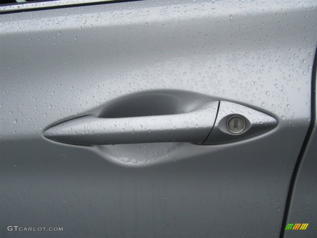 2015 Elantra SE Sedan - Shimmering Air Silver / Black photo #10