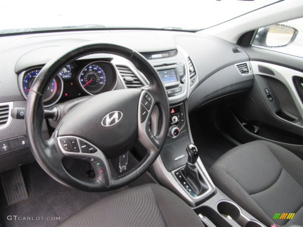 2015 Elantra SE Sedan - Shimmering Air Silver / Black photo #16